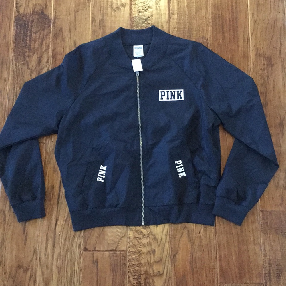 Black wind breaker